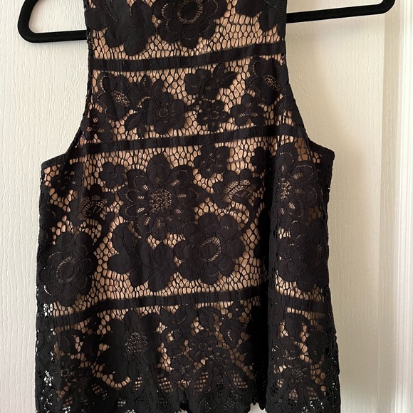 Express Lace Top - Black - Picture 3 of 3